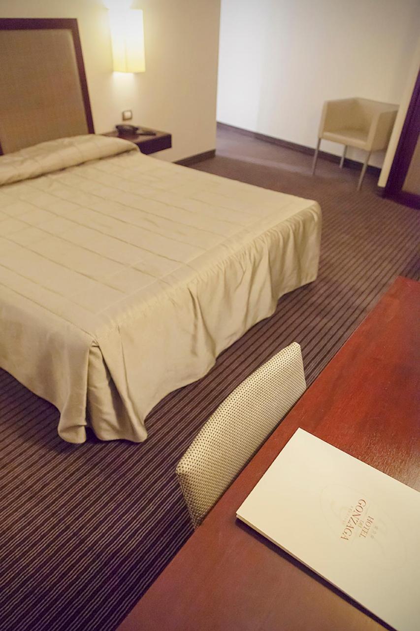 Hotel Dei Gonzaga ريجّولو المظهر الخارجي الصورة